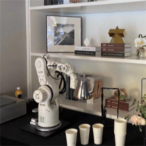 咖啡机器人操作简单