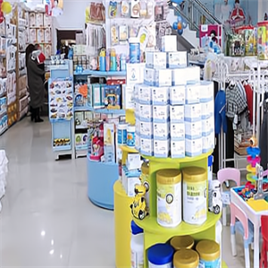  Milk powder area of Chongqing mother and baby store