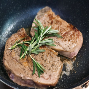  Fried Beef Steak and Rosemary