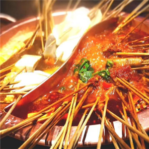 小欢喜牛肉串串火锅美味
