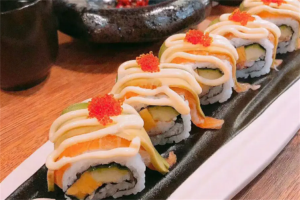寿司小吃展示