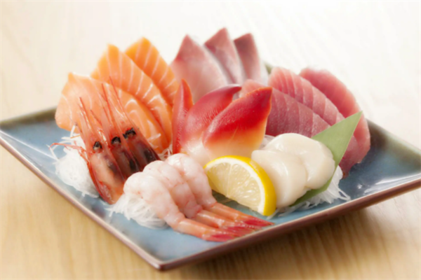 寿司刺身三文鱼